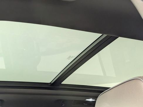 Used 2023 GMC Yukon XL Denali w/ Max Trailering Package image 13