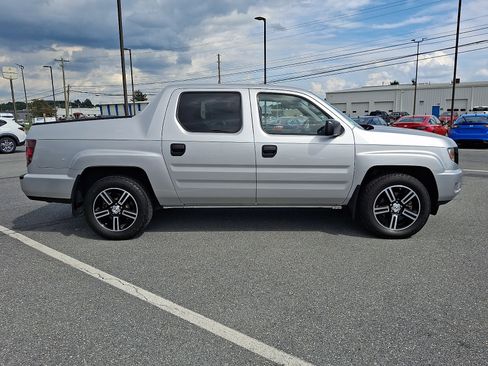 Used 2013 Honda Ridgeline Sport image 7