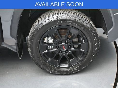 Used 2024 Toyota Tundra Limited w/ TRD Off-Road Package AWD/4WD image 36