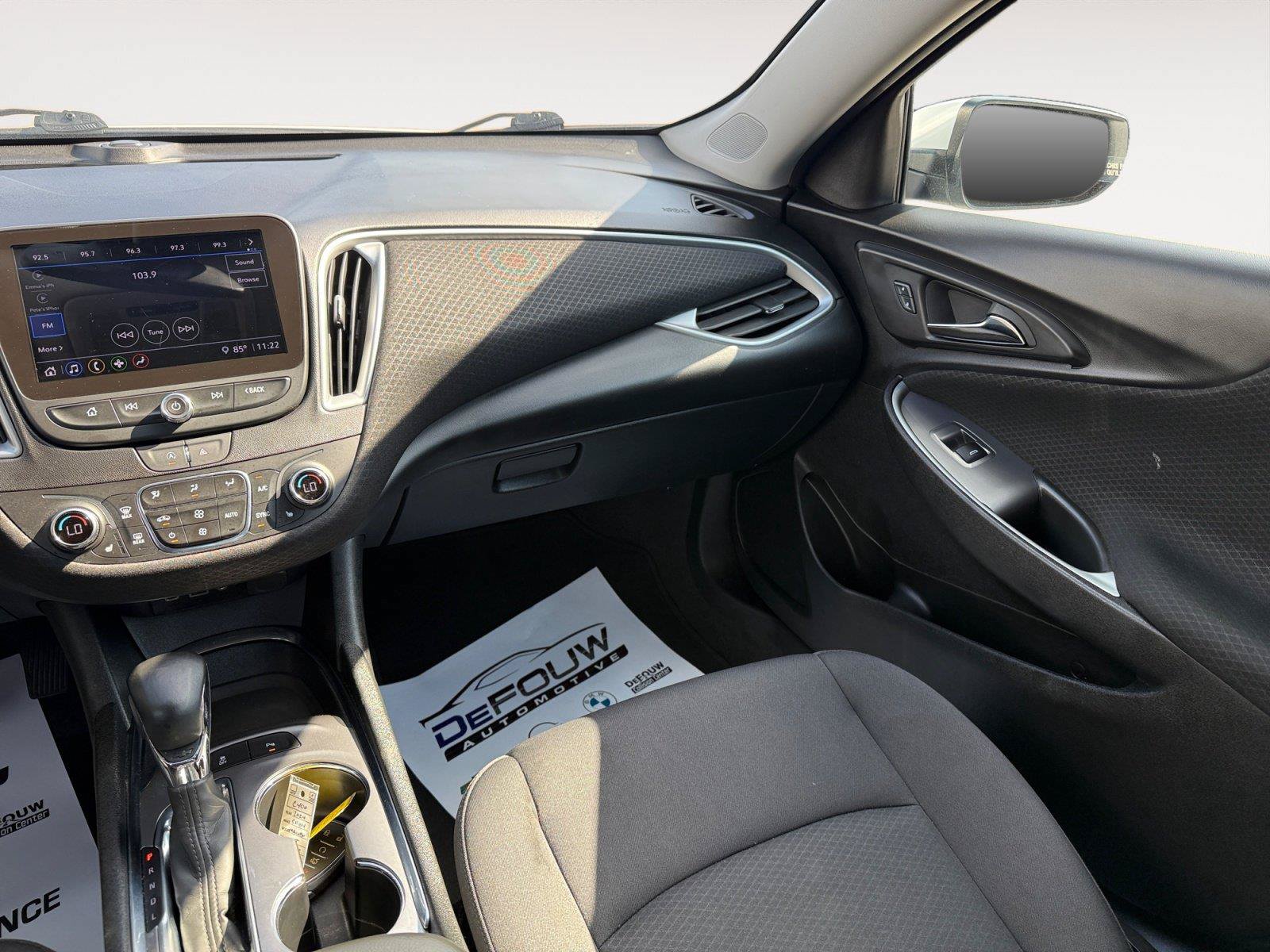 Used 2024 Chevrolet Malibu LT w/ Sport Edition FWD image 12