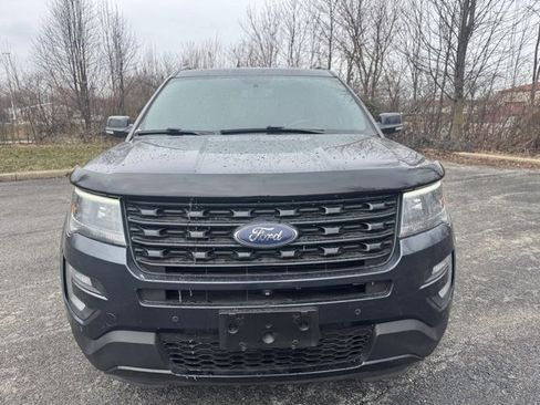 Used 2017 Ford Explorer Sport w/ Equipment Group 401A image 8