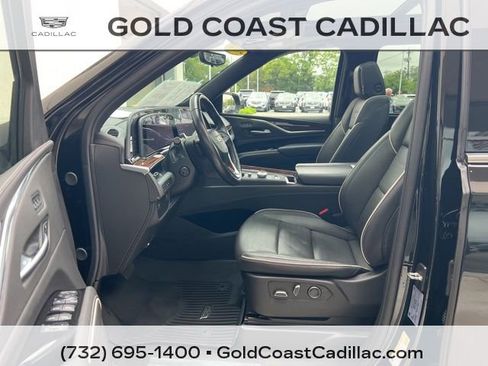Certified 2024 Cadillac Escalade ESV Premium Luxury AWD/4WD image 18