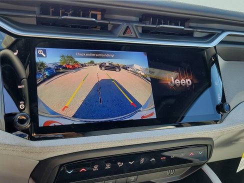 New 2026 Jeep Cherokee Laredo AWD/4WD image 25