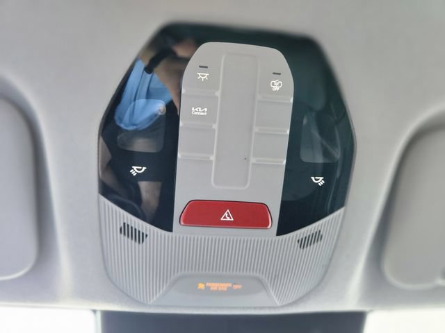 Used 2025 Kia K4 FWD image 27
