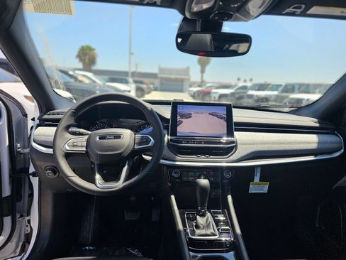 New 2026 Jeep Compass Latitude AWD/4WD image 26
