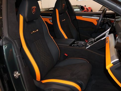 Used 2023 Lamborghini Urus S image 22