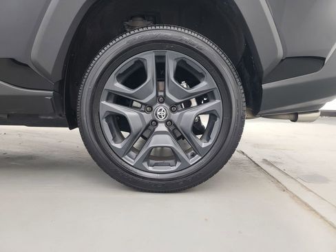 Used 2024 Toyota RAV4 Adventure image 11