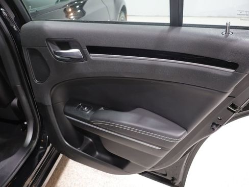 Used 2022 Chrysler 300 S w/ Comfort Group RWD image 24