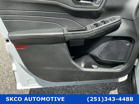 Used 2025 Ford Escape Active FWD image 12