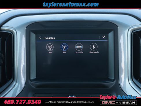 Used 2021 GMC Sierra 1500 4x4 Crew Cab w/ Sierra Value Package image 12