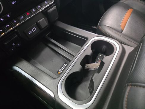 Used 2021 GMC Sierra 1500 AT4 w/ Technology Package AWD/4WD image 21