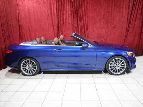 Used 2020 Mercedes-Benz C 300 Cabriolet image 10