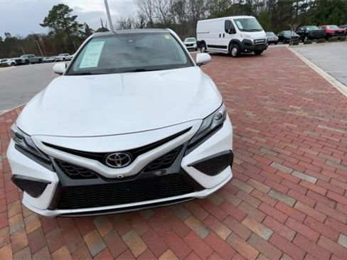 Used 2023 Toyota Camry XSE image 4