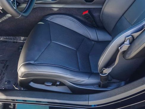 Used 2023 Chevrolet Corvette Stingray Convertible w/ Z51 Performance Package image 22