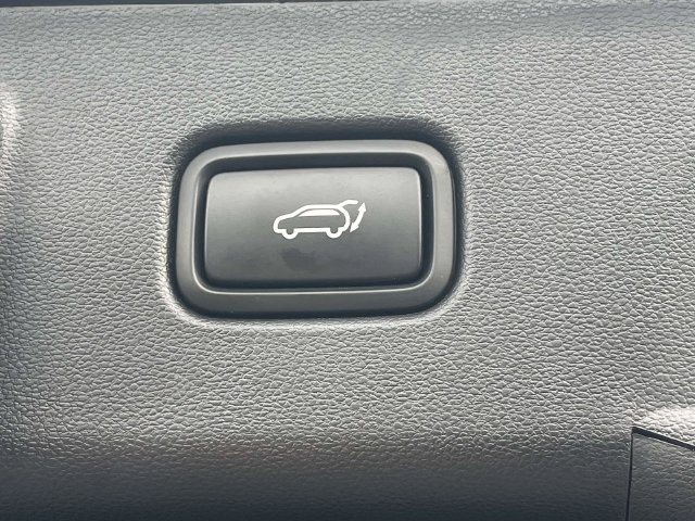 Used 2022 Hyundai Tucson Limited FWD image 11