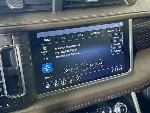 Used 2021 GMC Yukon XL Denali w/ Denali Premium Package image 32