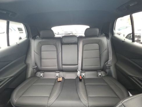 New 2026 Chevrolet Equinox EV LT image 30