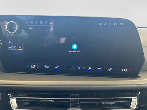Used 2024 Chevrolet Traverse LS FWD image 20
