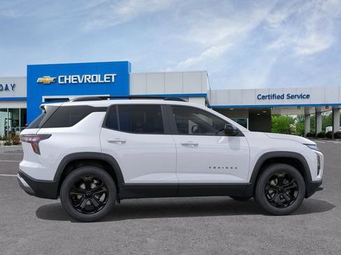 New 2026 Chevrolet Equinox LT w/ Midnight Edition FWD image 5