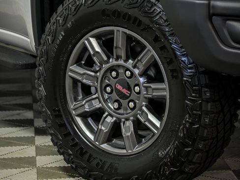 New 2026 GMC Sierra 1500 AT4X AWD/4WD image 3