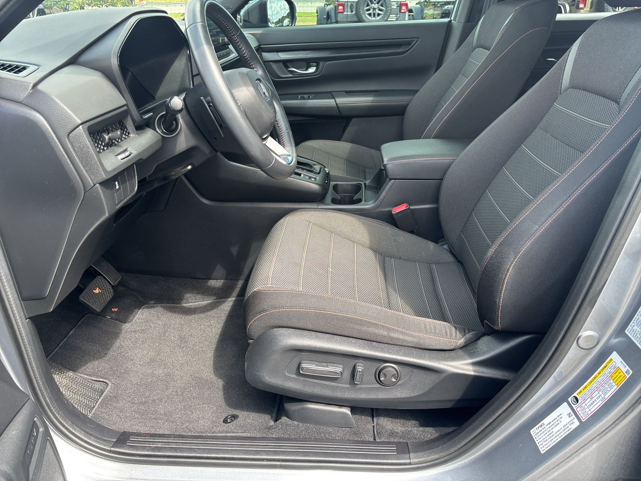 Used 2023 Honda CR-V Sport image 11