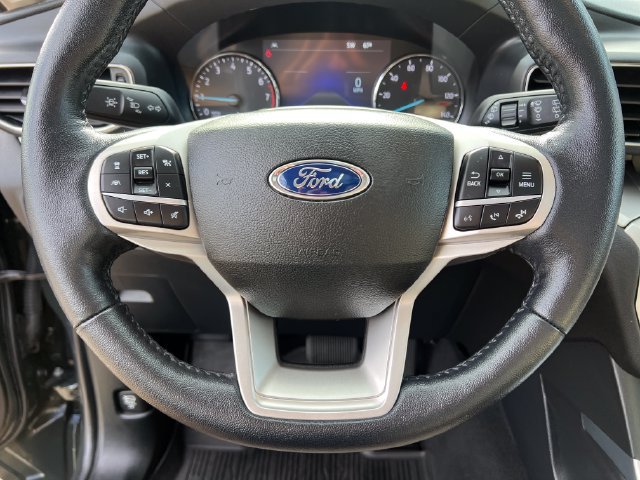 Certified 2022 Ford Explorer XLT w/ Equipment Group 202A AWD/4WD image 19
