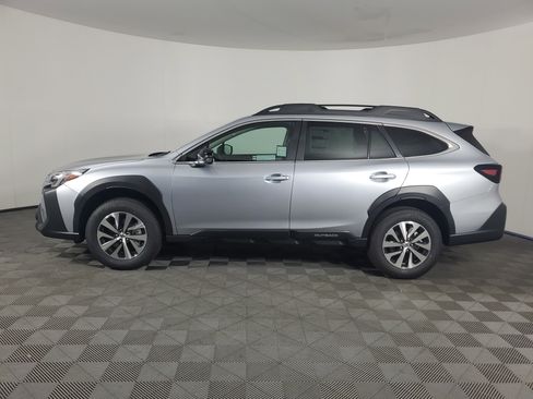 New 2025 Subaru Outback Premium image 7