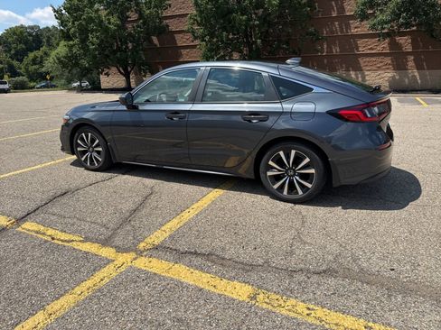 Used 2022 Honda Civic EX-L image 29