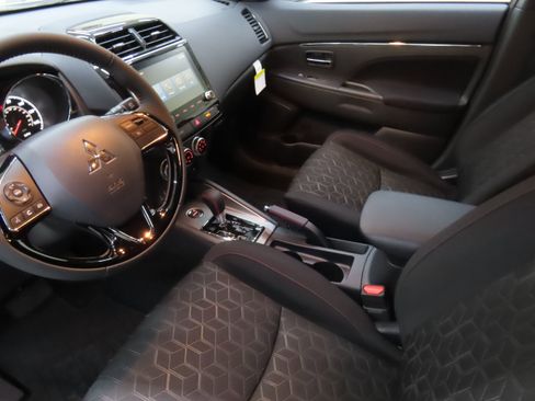 New 2025 Mitsubishi Outlander Sport AWD image 16