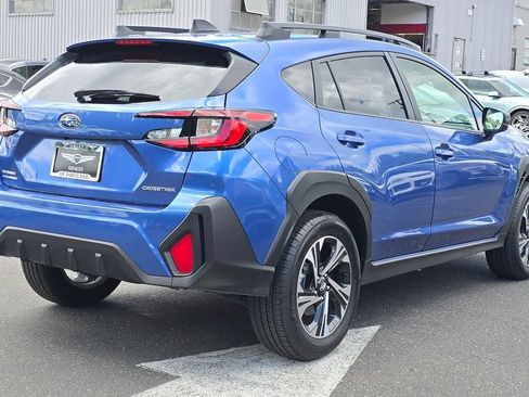 Used 2025 Subaru Crosstrek 2.5i Premium w/ Crosstrek Mirror Package AWD/4WD image 4