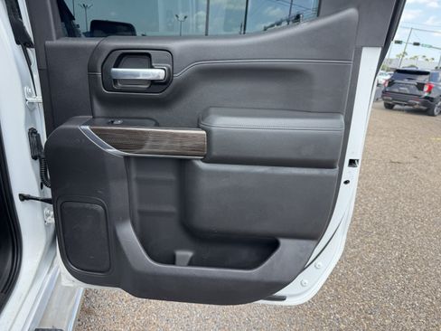 Used 2020 Chevrolet Silverado 1500 RST w/ Texas Edition AWD/4WD image 29