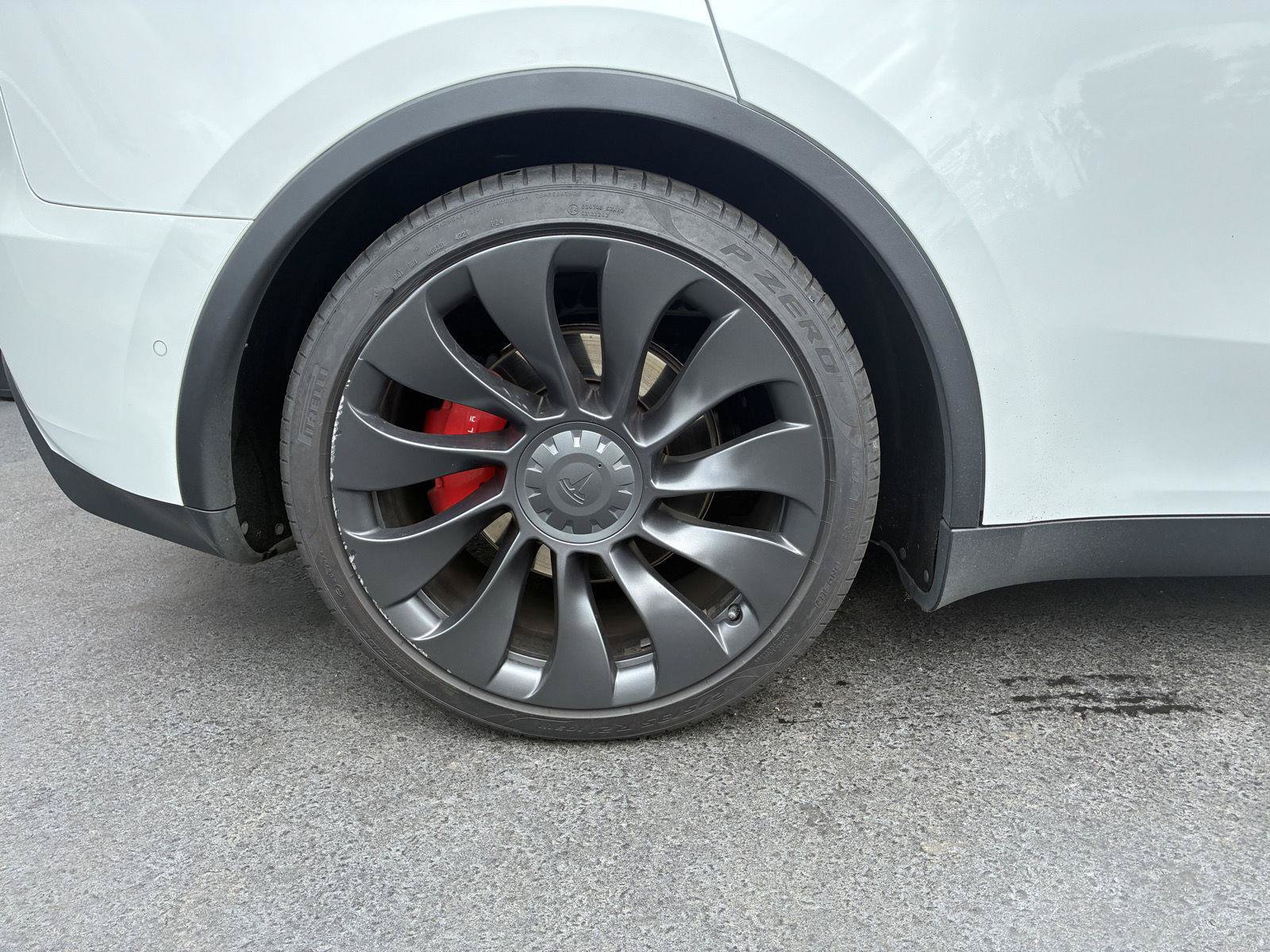 Used 2022 Tesla Model Y Performance AWD/4WD image 22