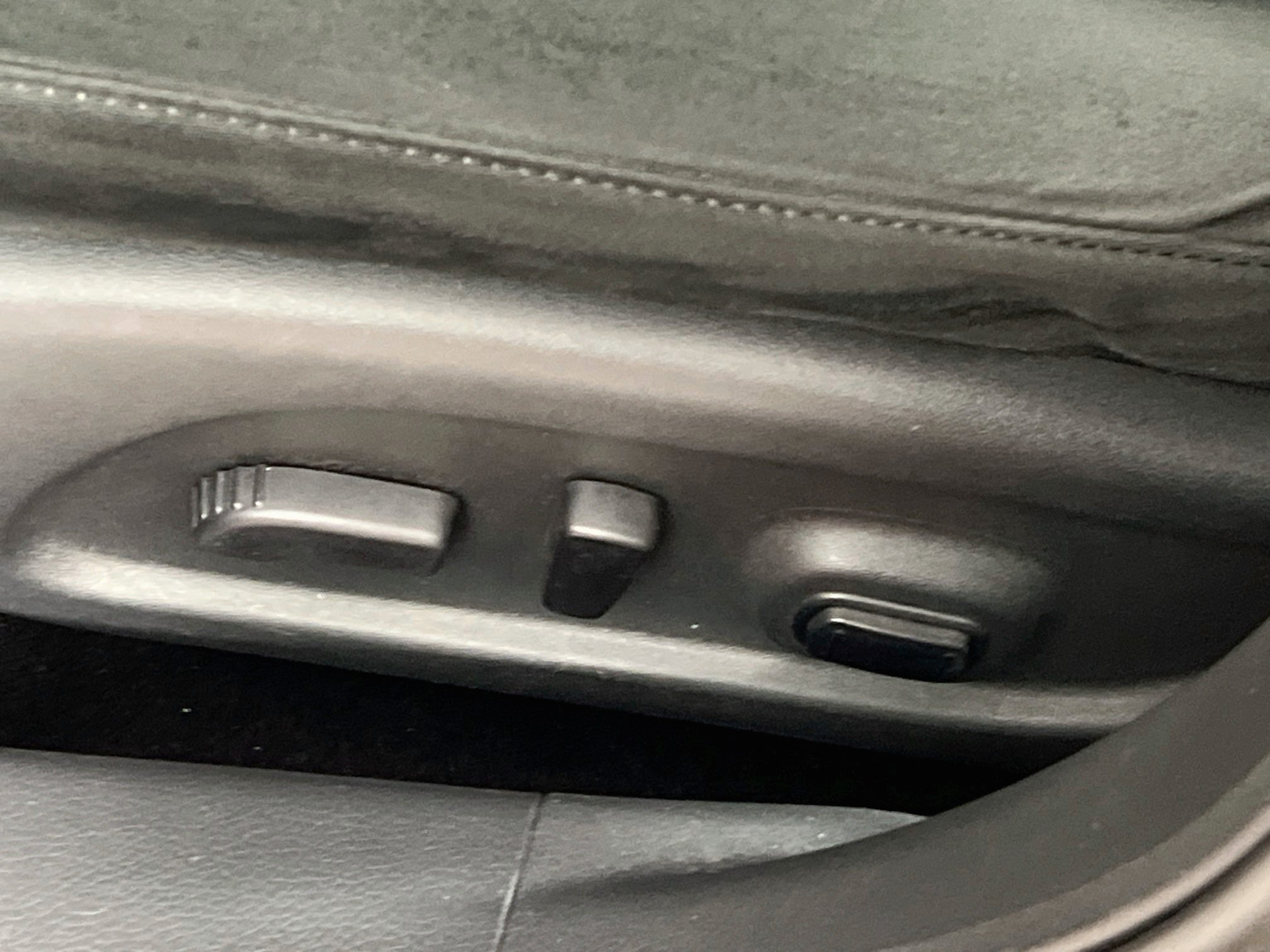 Used 2015 Nissan Altima 2.5 SV w/ Convenience Package FWD image 16