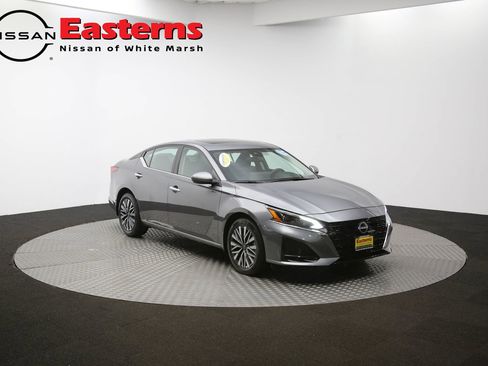 Used 2024 Nissan Altima 2.5 SV w/ SV Premium Package AWD/4WD image 49