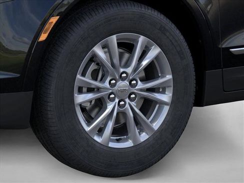 New 2026 Cadillac XT5 Luxury FWD image 9