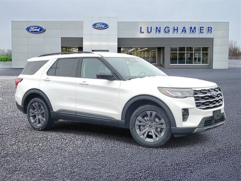 New 2026 Ford Explorer Active w/ Active Comfort Package image 1
