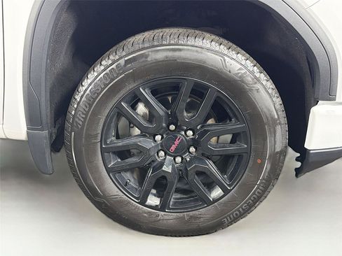 Used 2024 GMC Sierra 1500 Elevation AWD/4WD image 37