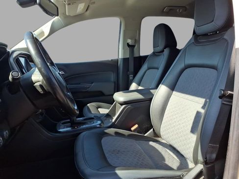 Used 2019 Chevrolet Colorado Z71 AWD/4WD image 8