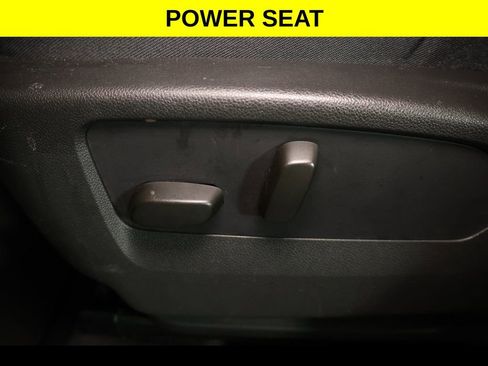 Used 2022 Buick Envision Preferred AWD/4WD image 8