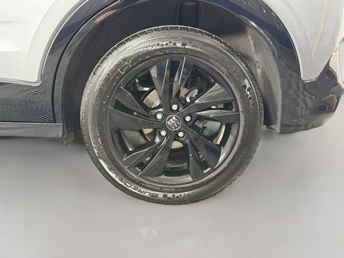 Used 2024 Buick Encore GX Sport Touring FWD image 28