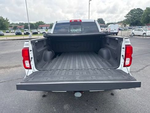 Used 2017 Chevrolet Silverado 1500 High Country AWD/4WD image 20