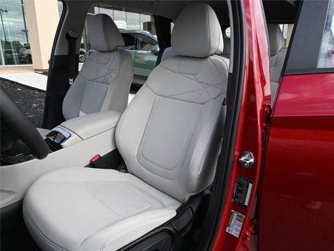 New 2026 Hyundai Tucson SE image 22