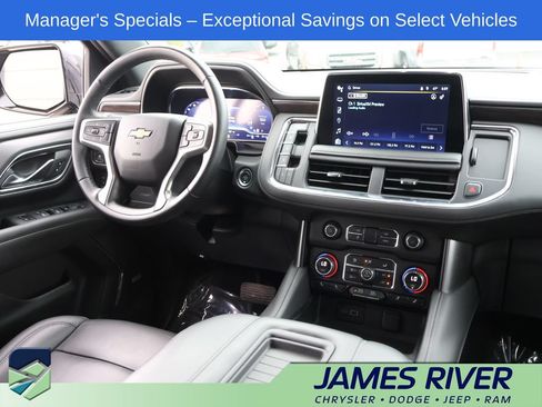 Used 2024 Chevrolet Suburban LT AWD/4WD image 14