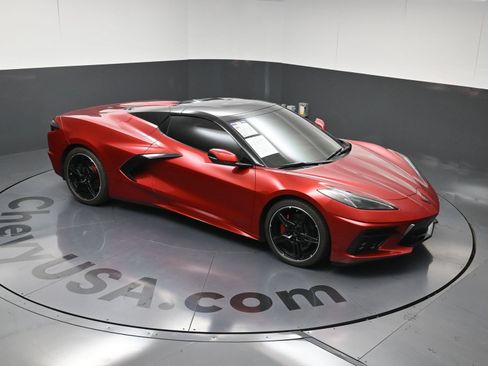 Used 2021 Chevrolet Corvette Stingray Premium Conv w/ 3LT RWD image 31