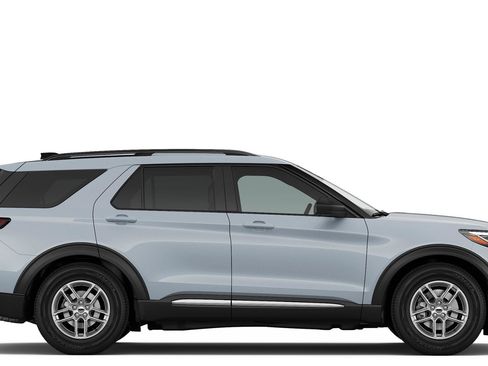 New 2026 Ford Explorer Active AWD/4WD image 5