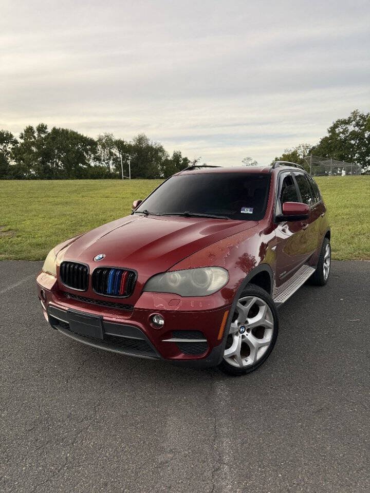 Used 2011 BMW X5 xDrive35i w/ Technology Pkg AWD/4WD image 2