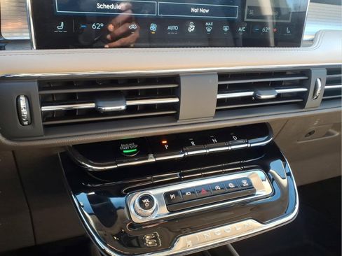 Used 2023 Lincoln Corsair FWD image 18