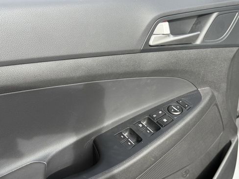 Used 2020 Hyundai Tucson Limited image 9