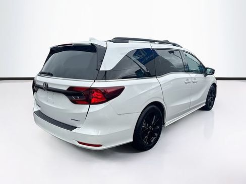 Certified 2023 Honda Odyssey Sport image 9