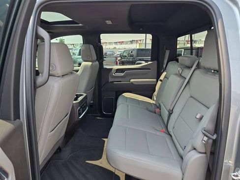Used 2026 GMC Sierra 1500 SLT w/ SLT Convenience Package AWD/4WD image 16